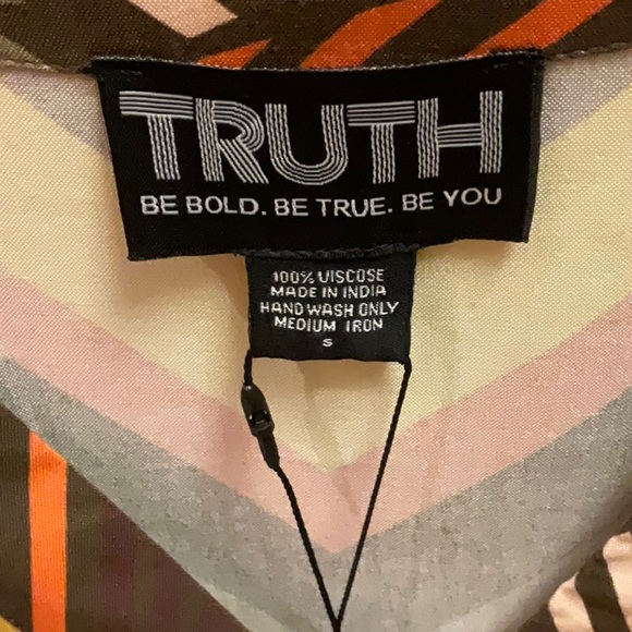 Truth by Republic Midi Dress - Picture 3 of 9